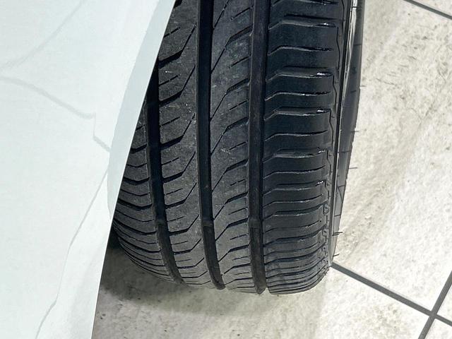 Ｎ－ＢＯＸカスタム Ｌターボ　後期　２トーンカラー　純正８型ナビ　フリップダウンモニター　バックカメラ　両側パワスラ　シ－トヒ－タ－　ドラレコ　ＥＴＣ　ＬＥＤヘッドライト　Ｂｌｕｅｔｏｏｔｈ　禁煙車　ワンオーナー（28枚目）