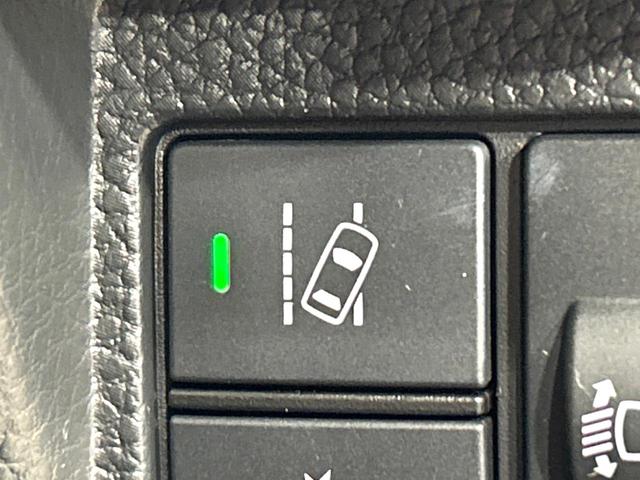 Ｎ－ＢＯＸカスタム Ｌターボ　後期　２トーンカラー　純正８型ナビ　フリップダウンモニター　バックカメラ　両側パワスラ　シ－トヒ－タ－　ドラレコ　ＥＴＣ　ＬＥＤヘッドライト　Ｂｌｕｅｔｏｏｔｈ　禁煙車　ワンオーナー（42枚目）