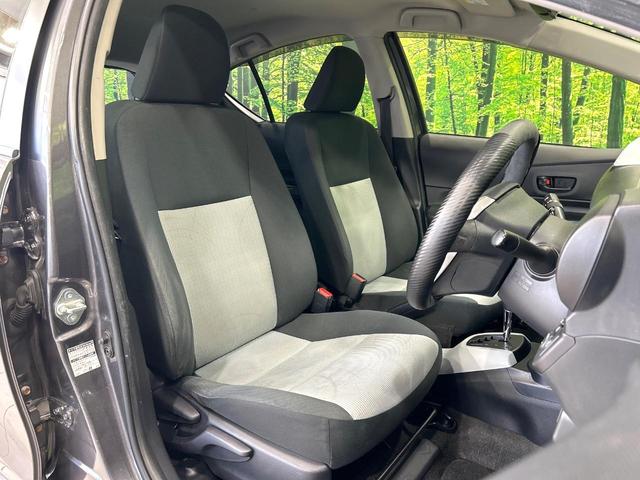 アクア S ナビ バックカメラ スマートキー フルセグTV Bluetooth ビルトインETC オートライト オートエアコン CD/DVD再生 ドアバイザー プライバシーガラス 禁煙車 ワンオーナー(8枚目)