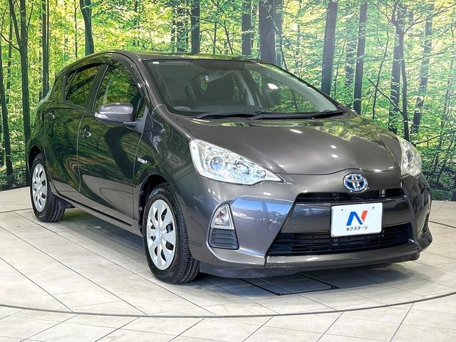 アクア S ナビ バックカメラ スマートキー フルセグTV Bluetooth ビルトインETC オートライト オートエアコン CD/DVD再生 ドアバイザー プライバシーガラス 禁煙車 ワンオーナー(16枚目)