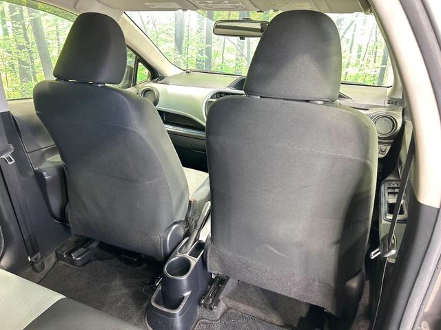 アクア S ナビ バックカメラ スマートキー フルセグTV Bluetooth ビルトインETC オートライト オートエアコン CD/DVD再生 ドアバイザー プライバシーガラス 禁煙車 ワンオーナー(34枚目)