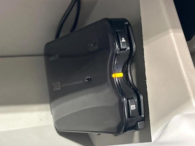 キャスト スタイルＸ　リミテッド　ＳＡＩＩＩ　メモリーナビ　バックカメラ　スマートアシスト　スマートキー　ＥＴＣ　Ｂｌｕｅｔｏｏｔｈ　シートヒーター　オートハイビーム　誤発進抑制機能　オートエアコン　ＣＤ／ＤＶＤ再生　ワンオーナー　禁煙車（7枚目）