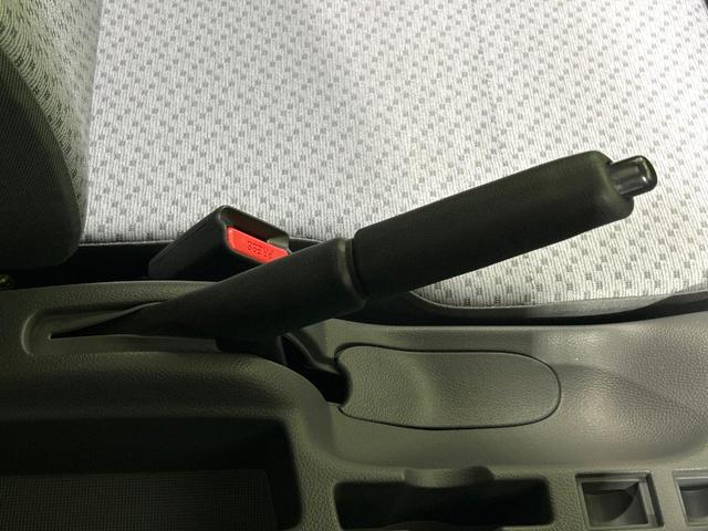 キャリイトラック KCエアコン・パワステ 5速MT デュアルカメラブレーキサポート リアパーキングセンサー 車線逸脱警報 ハイビームアシスト 誤発進抑制機能 先行車発進お知らせ機能 リモコンキー ワンオーナー 禁煙車(31枚目)