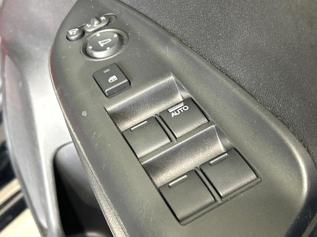 フィットハイブリッド Ｌパッケージ　純正ナビ　バックカメラ　シティブレーキアクティブシステム　クルーズコントロール　ハ－フレザ－シ－ト　ＬＥＤヘッドライト　Ｂｌｕｅｔｏｏｔｈ　スマートキー　ＥＴＣ　禁煙車　ワンオーナー（36枚目）