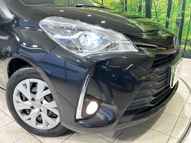 ヴィッツ ハイブリッドU 純正ナビ バックカメラ シ-トヒ-タ- セ-フティセンス クルーズコントロール LEDヘッドライト スマートキー Bluetooth 純正革巻きステアリング 禁煙車 ワンオーナー(12枚目)