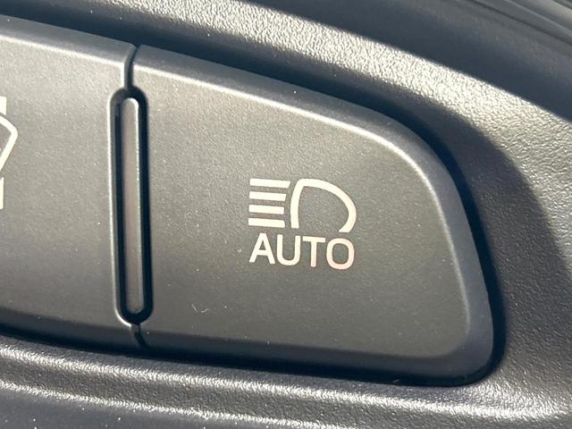 ヴィッツ ハイブリッドU 純正ナビ バックカメラ シ-トヒ-タ- セ-フティセンス クルーズコントロール LEDヘッドライト スマートキー Bluetooth 純正革巻きステアリング 禁煙車 ワンオーナー(36枚目)