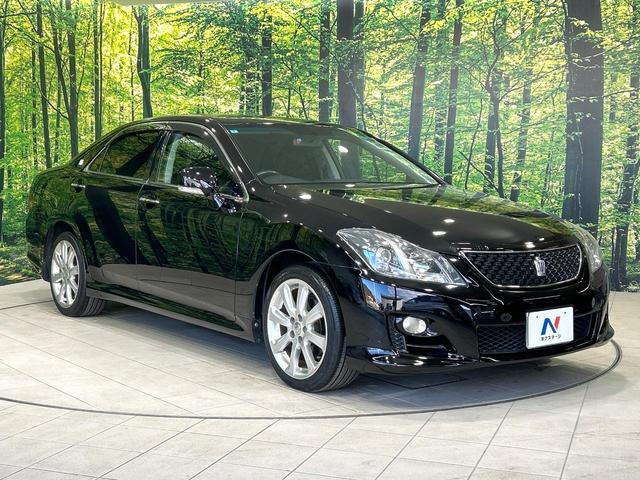 クラウン ２．５アスリート　アニバーサリーエディション　サンルーフ　メ－カ－ナビ　バックカメラ　黒革シート　シ－トベンチレ－ション　パワーシート　クルーズコントロール　ＨＩＤヘッドライト　純正１８インチＡＷ　禁煙車　ワンオーナー（17枚目）