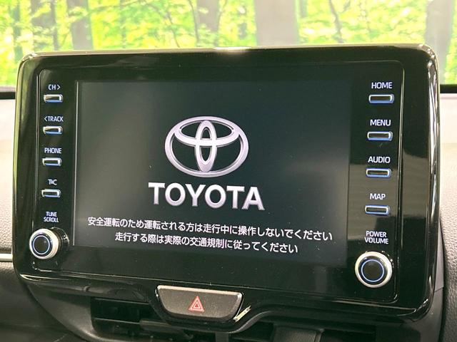 ヤリスクロス ハイブリッドＺ　純正８型ナビ　全周囲カメラ　セ－フティセンス　アダプティブクルーズコントロール　ブラインドスポットモニター　シ－トヒ－タ－　ハ－フレザ－シ－ト　ＬＥＤヘッドライト　ＥＴＣ　禁煙車　ワンオーナー（3枚目）