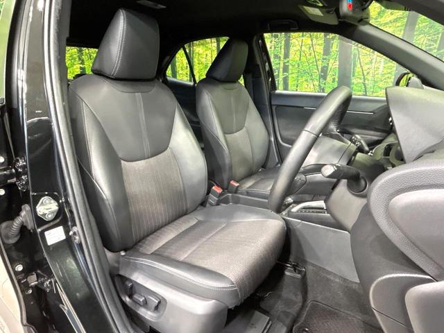 ヤリスクロス ハイブリッドＺ　純正８型ナビ　全周囲カメラ　セ－フティセンス　アダプティブクルーズコントロール　ブラインドスポットモニター　シ－トヒ－タ－　ハ－フレザ－シ－ト　ＬＥＤヘッドライト　ＥＴＣ　禁煙車　ワンオーナー（8枚目）