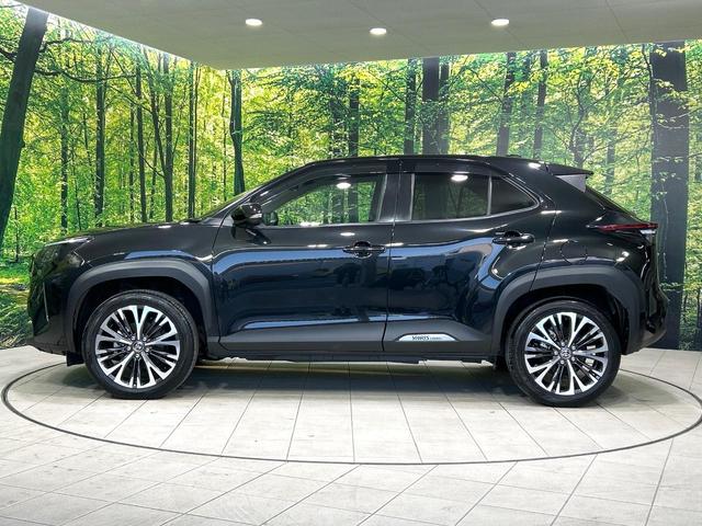 ヤリスクロス ハイブリッドＺ　純正８型ナビ　全周囲カメラ　セ－フティセンス　アダプティブクルーズコントロール　ブラインドスポットモニター　シ－トヒ－タ－　ハ－フレザ－シ－ト　ＬＥＤヘッドライト　ＥＴＣ　禁煙車　ワンオーナー（48枚目）