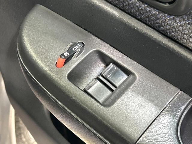 バモスホビオプロ ベースグレード 禁煙車 純正オーディオ キ-レスエントリ- 両側スライドドア ヘッドライトレべライザー プライバシーガラス ワンオーナー(24枚目)