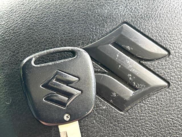 �y�L�[���X�z�������ꂽ�ꏊ����ł��{�^����Ńh�A�̊J���E�{�����ł���̂łƂ��Ă��֗��I�h�A�̌�������ɏ������邱�Ƃ�����܂����