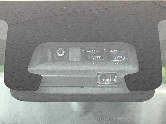 �y�X�Y�L�@�Z�[�t�e�B�T�|�[�g�z���s���ɑO���̎ԗ�����F�����A�Փ˂������Ȏ��͌x��ƃu���[�L�ŏՓˉ���Ɣ�Q�y�����A�V�X�g�B�����S�Ƀh���C�u�����y���݂��������܂��B