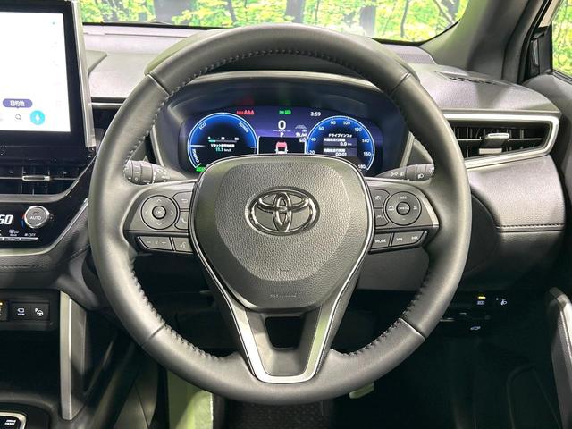 カローラクロス ハイブリッド　Ｚ　パノラマルーフ　純正１０．５型ナビ　バックカメラ　シ－トヒ－タ－　パワーバックドア　セ－フティセンス　レーダークルーズコントロール　ＢＳＭ　ＬＥＤヘッドライト　禁煙車　ワンオーナー（12枚目）