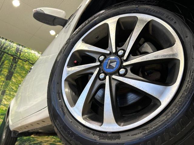 アクア Ｓスタイルブラック　ナビ　バックカメラ　セ－フティセンス　シ－トヒ－タ－　モデリスタ１５インチＡＷ　スマートキー　Ｂｌｕｅｔｏｏｔｈ　オ－トハイビ－ム　車線逸脱警報装置　禁煙車　ワンオーナー（12枚目）