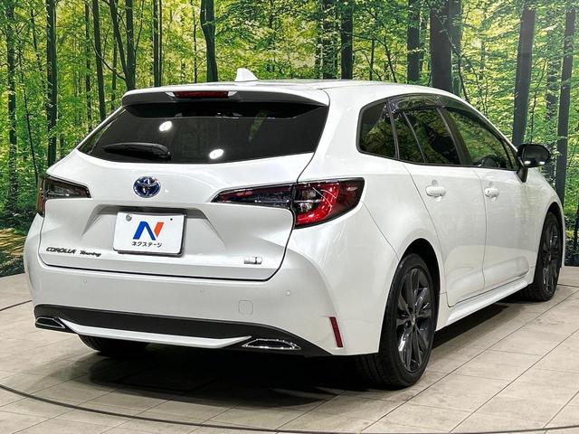 カローラツーリング ハイブリッド　ダブルバイビー　純正９型ナビ　バックカメラ　シ－トヒ－タ－　ハ－フレザ－シ－ト　セ－フティセンス　レーダークルーズコントロール　ＢＳＭ　ドラレコ　ＥＴＣ　ＬＥＤヘッドライト　Ｂｌｕｅｔｏｏｔｈ　禁煙車　ワンオーナー（17枚目）