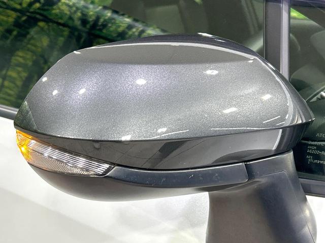 カローラツーリング ハイブリッド　ダブルバイビー　純正９型ナビ　バックカメラ　シ－トヒ－タ－　ハ－フレザ－シ－ト　セ－フティセンス　レーダークルーズコントロール　ＢＳＭ　ドラレコ　ＥＴＣ　ＬＥＤヘッドライト　Ｂｌｕｅｔｏｏｔｈ　禁煙車　ワンオーナー（26枚目）