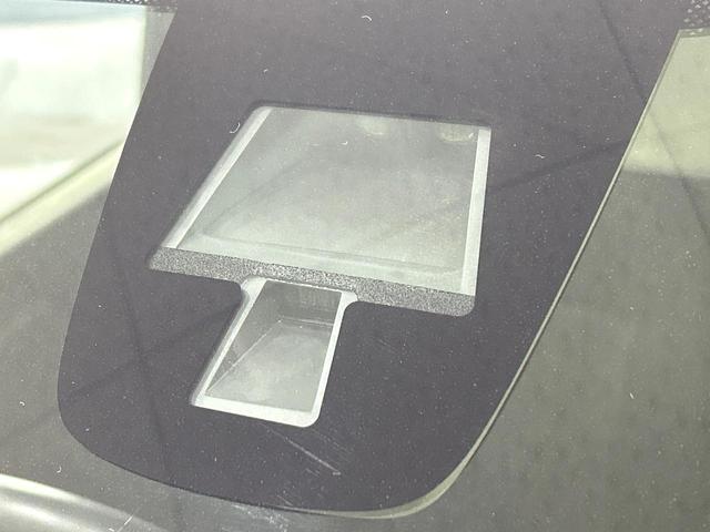 ワゴンＲ ２０周年記念車　ナビ　バックカメラ　レ－ダ－ブレ－キサポート　シ－トヒ－タ－　スマートキー　ＨＩＤヘッドライト　アイドリングストップ　ＥＴＣ　Ｂｌｕｅｔｏｏｔｈ　禁煙車　ワンオーナー（5枚目）