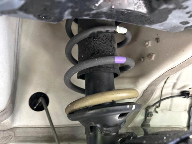 ワゴンＲ ２０周年記念車　ナビ　バックカメラ　レ－ダ－ブレ－キサポート　シ－トヒ－タ－　スマートキー　ＨＩＤヘッドライト　アイドリングストップ　ＥＴＣ　Ｂｌｕｅｔｏｏｔｈ　禁煙車　ワンオーナー（20枚目）