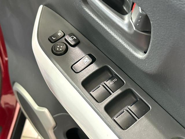 フレアクロスオーバー ＸＳ　２トーンカラー　ナビ　バックカメラ　デュアルカメラブレーキサポート　シ－トヒ－タ－　ＥＴＣ　Ｂｌｕｅｔｏｏｔｈ　スマートキー　ＨＩＤヘッドライト　純正１５インチＡＷ　禁煙車　ワンオーナー（35枚目）