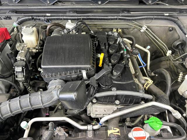 ジムニーシエラ ＪＣ　４ＷＤ　ＳＤナビ　バックカメラ　セーフティサポート　シートヒーター　スマートキー　ＬＥＤヘッドライト　クルーズコントロール　純正１５アルミ　オートハイビーム　誤発進抑制機能　ワンオーナー　禁煙車（18枚目）