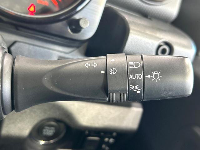 ジムニーシエラ ＪＣ　４ＷＤ　ＳＤナビ　バックカメラ　セーフティサポート　シートヒーター　スマートキー　ＬＥＤヘッドライト　クルーズコントロール　純正１５アルミ　オートハイビーム　誤発進抑制機能　ワンオーナー　禁煙車（39枚目）