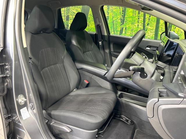 ノート Ｘ　禁煙車　ＳＤナビ　エマージェンシーブレーキ　Ｂｌｕｅｔｏｏｔｈ　バックカメラ　ＥＴＣ　ＬＥＤヘッド　クリアランスソナー　スマートキー　オートエアコン　オートライト　衝突安全ボディ　盗難防止システム（8枚目）