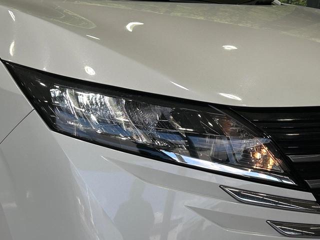 ノート Ｘ　禁煙車　ＳＤナビ　エマージェンシーブレーキ　Ｂｌｕｅｔｏｏｔｈ　バックカメラ　ＥＴＣ　ＬＥＤヘッド　クリアランスソナー　スマートキー　オートエアコン　オートライト　衝突安全ボディ　盗難防止システム（25枚目）