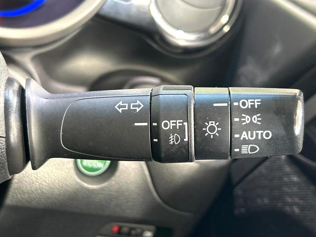 Ｎ－ＢＯＸカスタム Ｇ・ターボパッケージ　ナビ　両側パワスラ　クルーズコントロール　ＨＩＤヘッドライト　スマートキー　オ－トエアコン　Ｂｌｕｅｔｏｏｔｈ　純正１５インチＡＷ　革巻きステアリング　オートライト　禁煙車　ワンオーナー（28枚目）