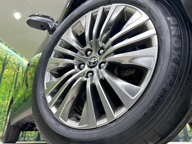 ハリアーハイブリッド Ｚ　純正１２．３型ナビ　ＪＢＬプレミアムサウンドシステム　禁煙車　セーフティセンス　レーダークルーズ　フルセグ　Ｂｌｕｅｔｏｏｔｈ　バックカメラ　ＬＥＤヘッド　ドラレコ　ＥＴＣ２．０　純正１９インチアルミ（13枚目）