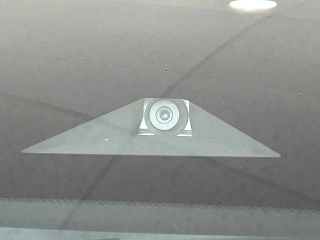 ノート Ｓ　ナビ　バックカメラ　エマージェンシーブレーキ　インテリキー　ＥＴＣ　Ｂｌｕｅｔｏｏｔｈ　オートライト　オートエアコン　電動格納ミラー　禁煙車　ワンオーナー（6枚目）