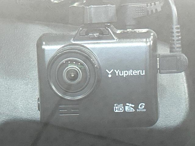 ノート Ｘ　ＤＩＧ－Ｓ　純正ナビ　全周囲カメラ　ドラレコ　ＥＴＣ　オ－トエアコン　インテリキー　ＬＥＤヘッドライト　Ｂｌｕｅｔｏｏｔｈ　アイドリングストップ　電動格納ミラー　ＣＤ／ＤＶＤ再生　禁煙車　ワンオーナー（5枚目）