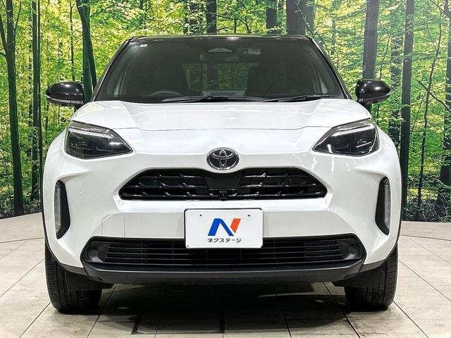 ヤリスクロス ハイブリッドＺ　２トーンカラー　純正８型ナビ　全周囲カメラ　シ－トヒ－タ－　ハ－フレザ－シ－ト　セ－フティセンス　レーダークルーズコントロール　ＢＳＭ　ドラレコ　ＥＴＣ　ＬＥＤヘッドライト　禁煙車　ワンオーナー（14枚目）