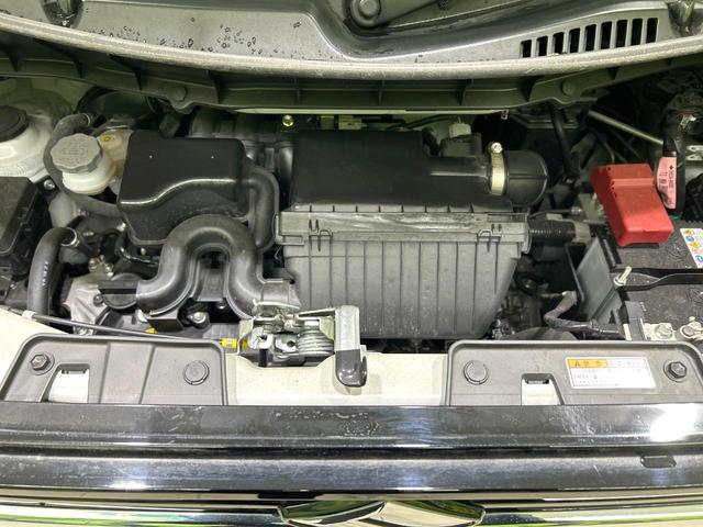 スペーシアカスタム ハイブリッドＸＳ　２トーンカラー　純正９型ナビ　全周囲カメラ　両側パワスラ　シ－トヒ－タ－　ハ－フレザ－シ－ト　セ－フティサポート　アダプティブクルーズコントロール　Ｂｌｕｅｔｏｏｔｈ　禁煙車　ワンオーナー（18枚目）