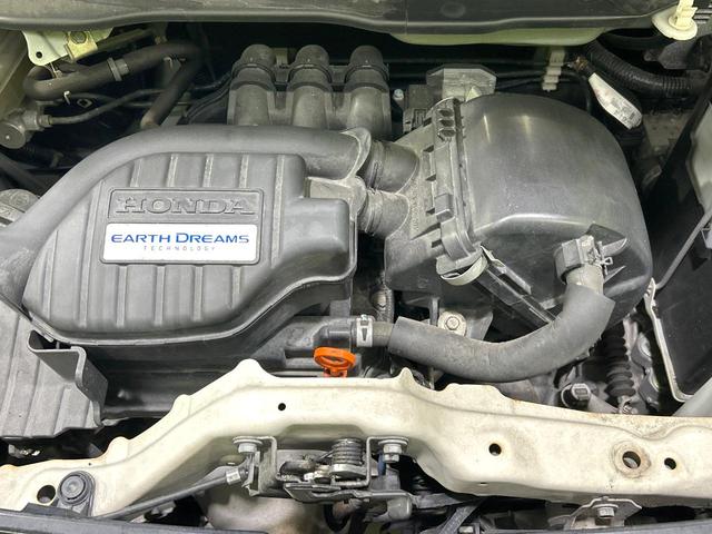 N-ONE プレミアム・Lパッケージ 2トーンカラー CDオーディオ HIDヘッドライト スマートキー オ-トエアコン 純正14インチAW フロントフォグランプ 禁煙車 ワンオーナー(17枚目)