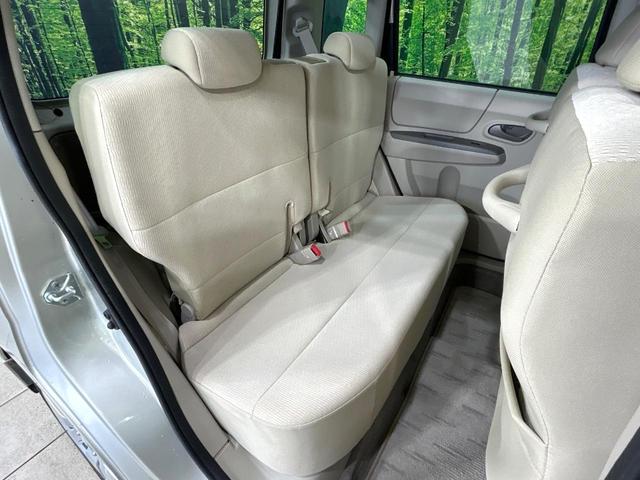 ステラ L 禁煙車 CDオーディオ キ-レスエントリ- 電動格納ミラー CD再生 シートアンダーボックス 盗難防止システム 衝突安全ボディ ドアバイザー ヘッドライトレベライザー トラクションコントロール(8枚目)