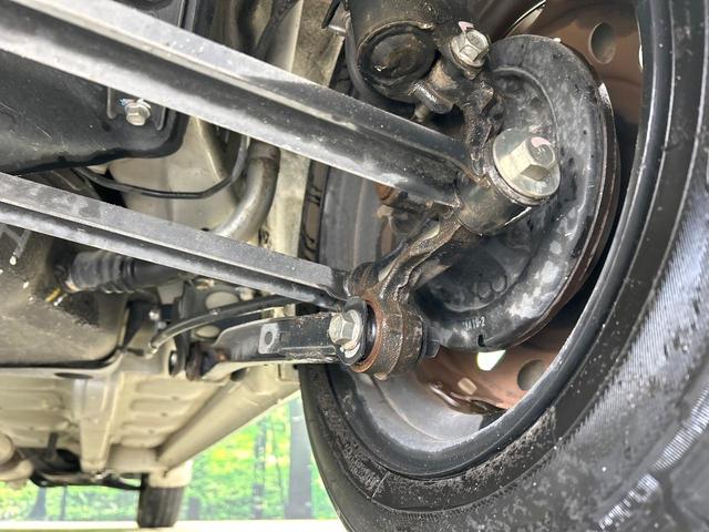 ステラ L 禁煙車 CDオーディオ キ-レスエントリ- 電動格納ミラー CD再生 シートアンダーボックス 盗難防止システム 衝突安全ボディ ドアバイザー ヘッドライトレベライザー トラクションコントロール(30枚目)