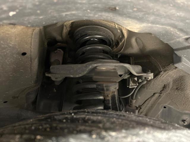 エリシオンプレステージ S メ-カ-ナビ バックカメラ 両側パワスラ ドラレコ ETC ハ-フレザ-シ-ト HIDヘッドライト スマートキー リアオ-トエアコン 禁煙車 ワンオーナー(21枚目)