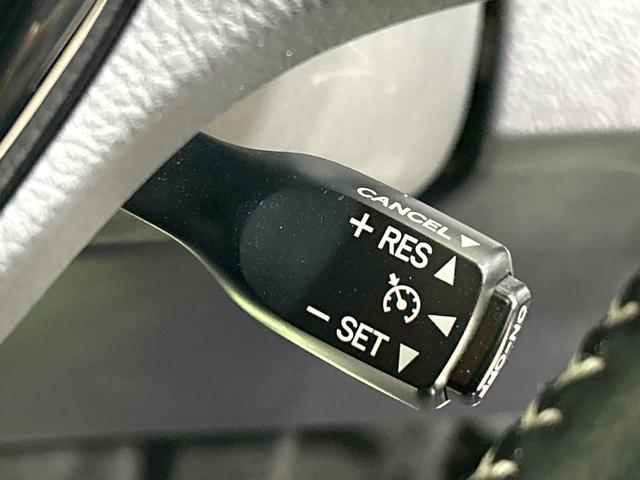 �y�N���[�Y�R���g���[���z�������H�����N���N���s�B�A�N�Z���𗣂��Ă���葬�x�ő��s���ł��A�������^�]���̕��S���y���I�����E�������ȒP�ȃX�C�b�`����Œ����ł��܂��B