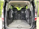 後席を格納すると、これだけの広さが！シーンに合わせたシートアレンジで、大きな荷物も積むことが出来ます♪