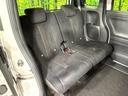 後部座席も気になるようなキズ・汚れやへたり等、大きなダメージはなく、良好な状態です。