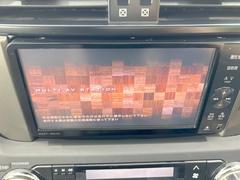 【ナビゲーション】使いやすいナビで目的地までしっかり案内してくれます。各種オーディオ再生機能も充実しており、お車の運転がさらに楽しくなります！！ 3