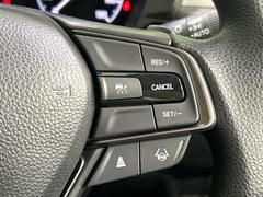 �ڥ����ץƥ��֥��롼������ȥ�����۹�®ƻϩ�Ǥ�Ĺ��Υ���Ԥ��ڤˡ�����ư��®�٤��ݤĥ��롼������ȥ����뤬�����ͷڸ������ƥ��Ϣ�Ȥ��������μ�ξ���Τ��Ƽִ֤��ݤĤ褦��®��Ĵ�ᤷ�Ƥ���ޤ����� 6