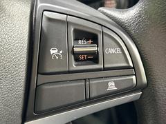 �ڥ����ץƥ��֥��롼������ȥ�����۹�®ƻϩ�Ǥ�Ĺ��Υ���Ԥ��ڤˡ�����ư��®�٤��ݤĥ��롼������ȥ����뤬�����ͷڸ������ƥ��Ϣ�Ȥ��������μ�ξ���Τ��Ƽִ֤��ݤĤ褦��®��Ĵ�ᤷ�Ƥ���ޤ����� 6