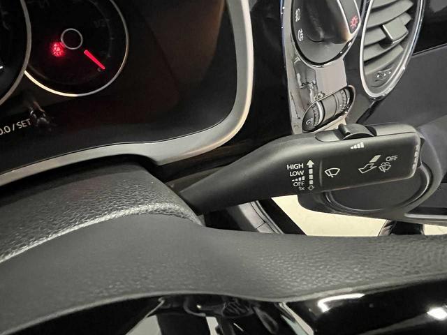 ザ・ビートル デザイン　禁煙車　純正ナビ　地デジＴＶ　Ｂｌｕｅｔｏｏｔｈ　バックカメラ　ＥＴＣ　クルースコントロール　スマートキー　ディスチャージヘッドライト（45枚目）