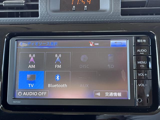 ＦＪクルーザー ベースグレード　車検整備付　保証付　純正メモリーナビ　Ｂｌｕｅｔｏｏｔｈ　ＵＳＢ端子　バックカメラ　ルームミラータイプドライブレコーダー　リアクリアランスソナー　キーレス　ブラック／白ツートン　社外アルミ（8枚目）