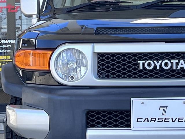 ＦＪクルーザー ベースグレード　車検整備付　保証付　純正メモリーナビ　Ｂｌｕｅｔｏｏｔｈ　ＵＳＢ端子　バックカメラ　ルームミラータイプドライブレコーダー　リアクリアランスソナー　キーレス　ブラック／白ツートン　社外アルミ（34枚目）