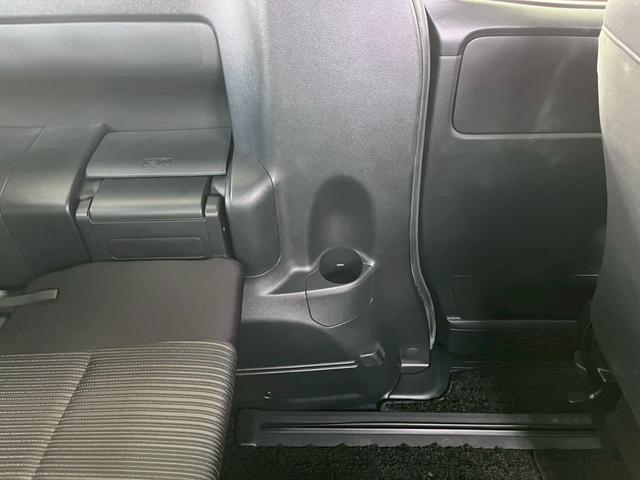 ヴォクシー ZS 煌II 整備付 禁煙 両側パワースライドドア 衝突軽減ブレーキ LEDライト オートハイビーム クルーズコントロール ナビ バックカメラ DVD再生 ETC(31枚目)