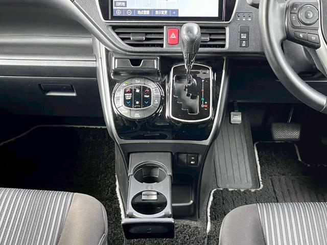 ヴォクシー ZS 煌II 整備付 禁煙 両側パワースライドドア 衝突軽減ブレーキ LEDライト オートハイビーム クルーズコントロール ナビ バックカメラ DVD再生 ETC(65枚目)
