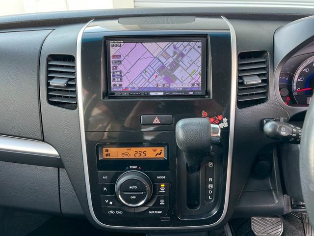 ワゴンRスティングレー リミテッド 整備付 禁煙車 社外メモリーナビ バックカメラ 地デジTV Bluetooth DVD USB端子 社外スピーカー ディスチャージヘッドライト ハーグレザー調シート プッシュスタート スマートキー(7枚目)